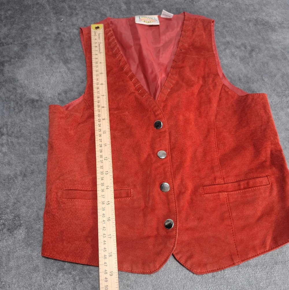 Vintage Red Suede Vest Kids with Snap Button Closure Rancher Western Rodeo - Picture 3 of 7